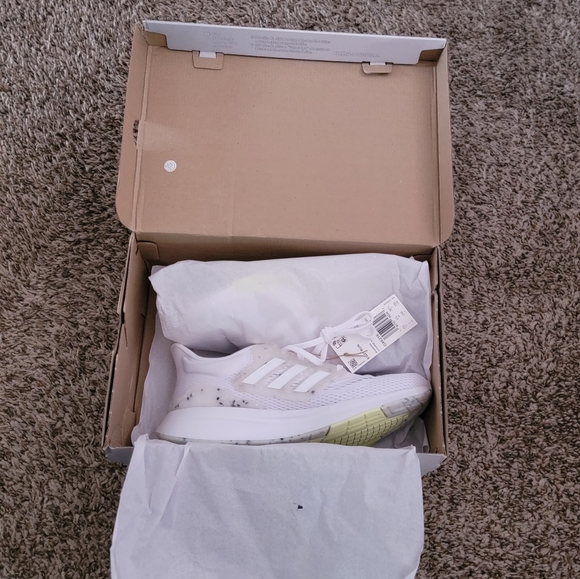 Adidas EQ21 RUN - Picture 5 of 6